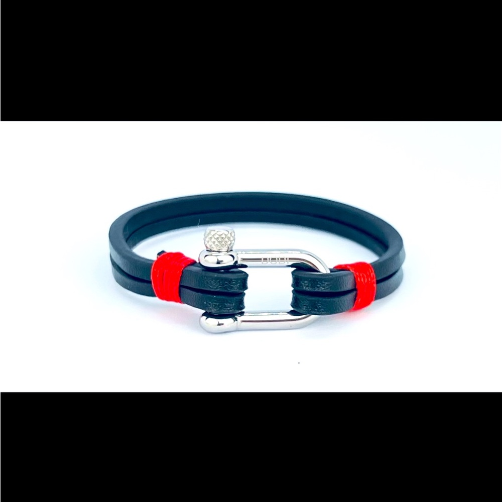Color:  black. Size: medium, large, X-Large